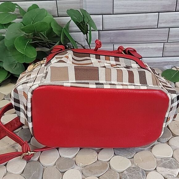 Unbranded checkered plaid backpack - Picture 6 of 13